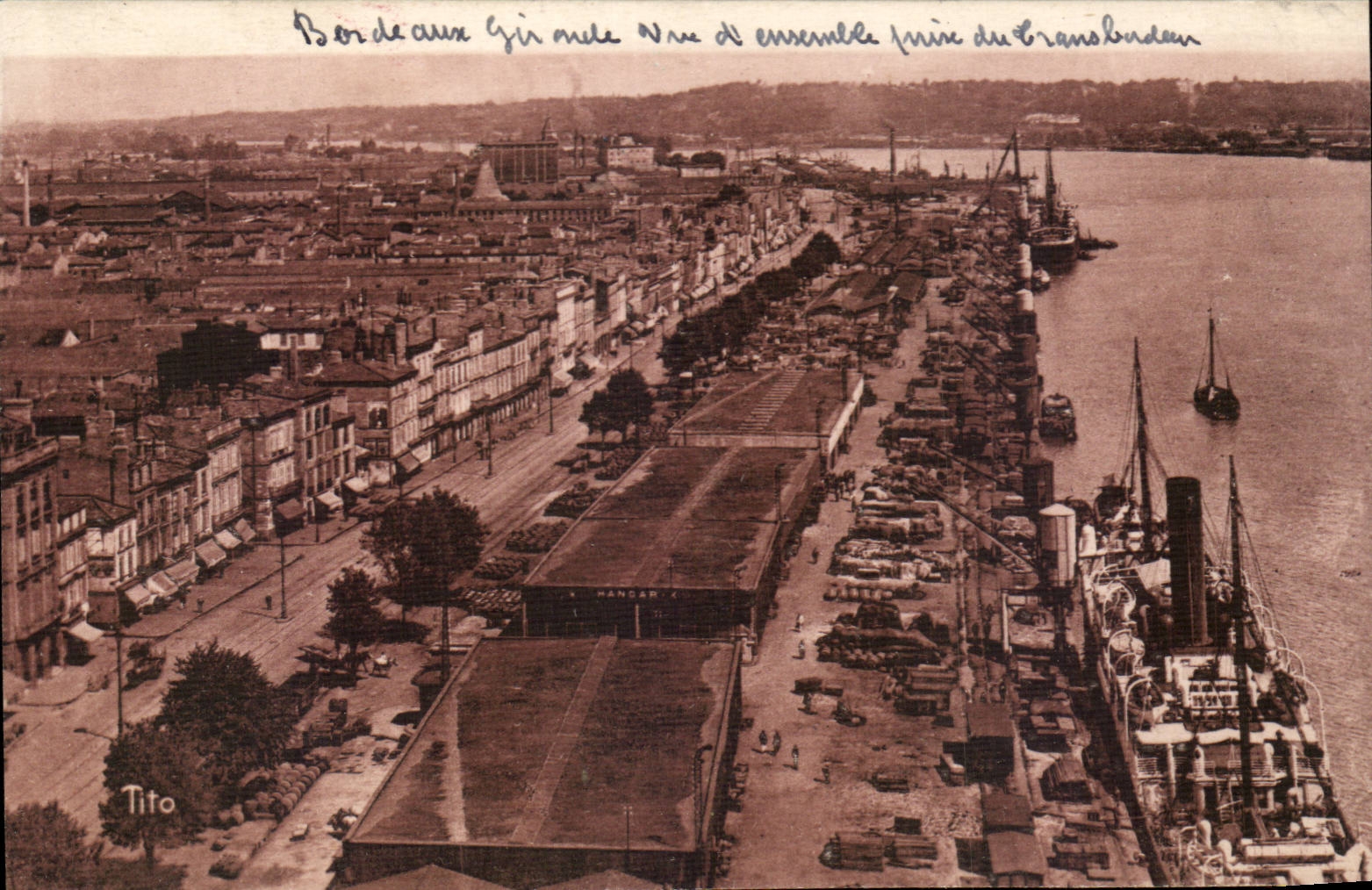 Bordeaux - Quai de l'ensemble Prise du Transbordeur — Tito