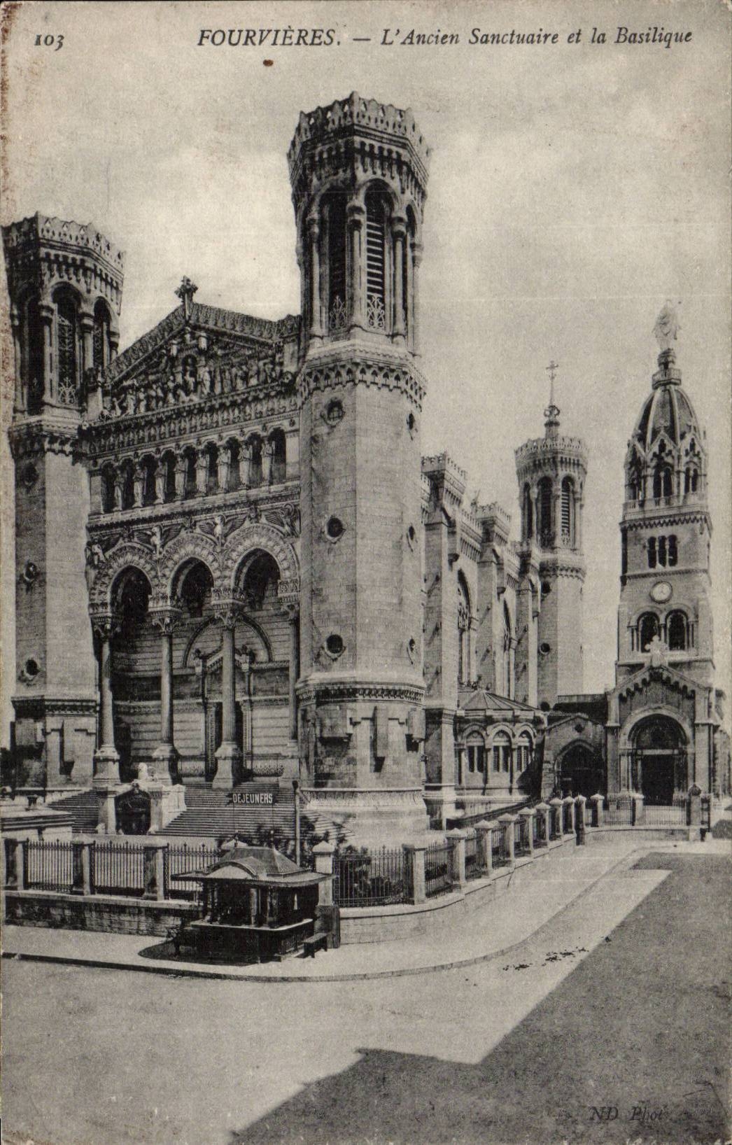 CPA Lyon Basilique Ancien sanctuaire