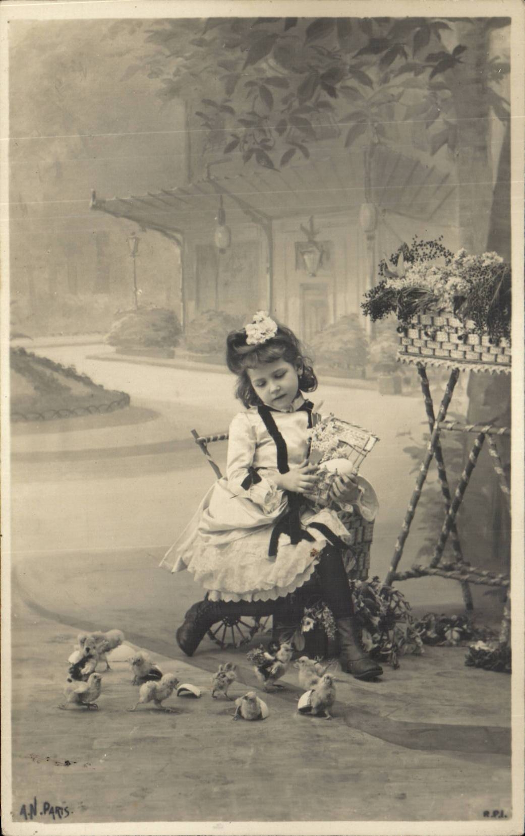 CPA Fantaisie Enfant Poussins