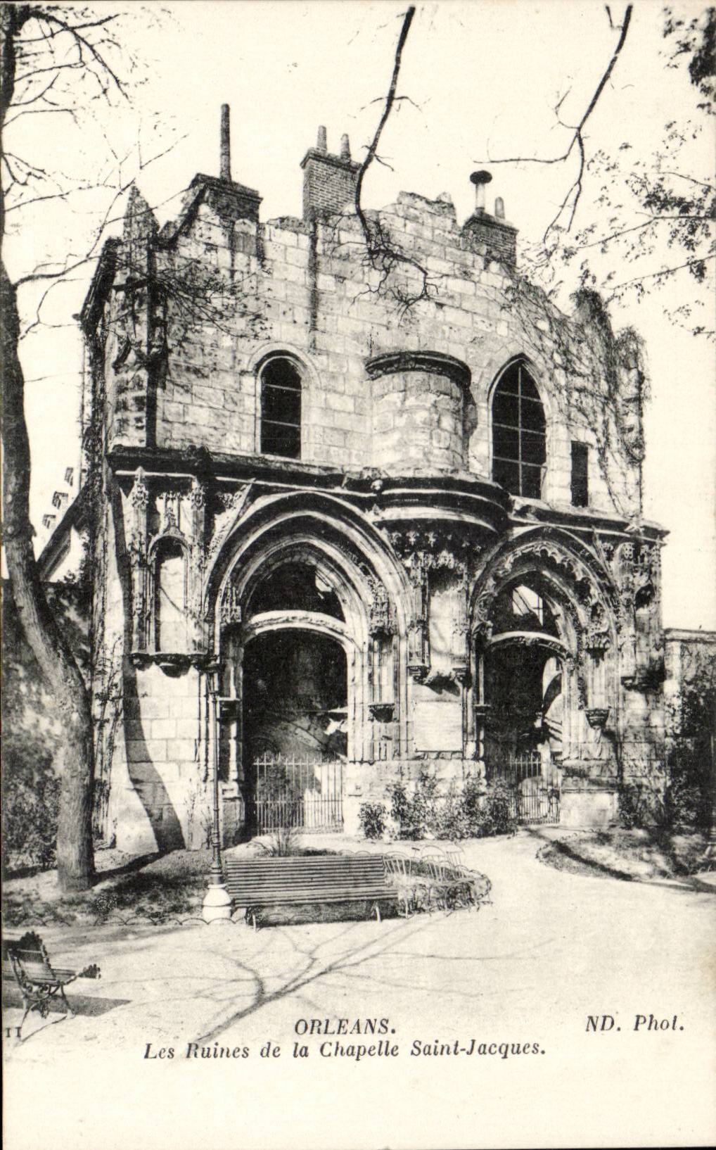 Orleans CPA Les ruines de la chapelle Saint Jacques
