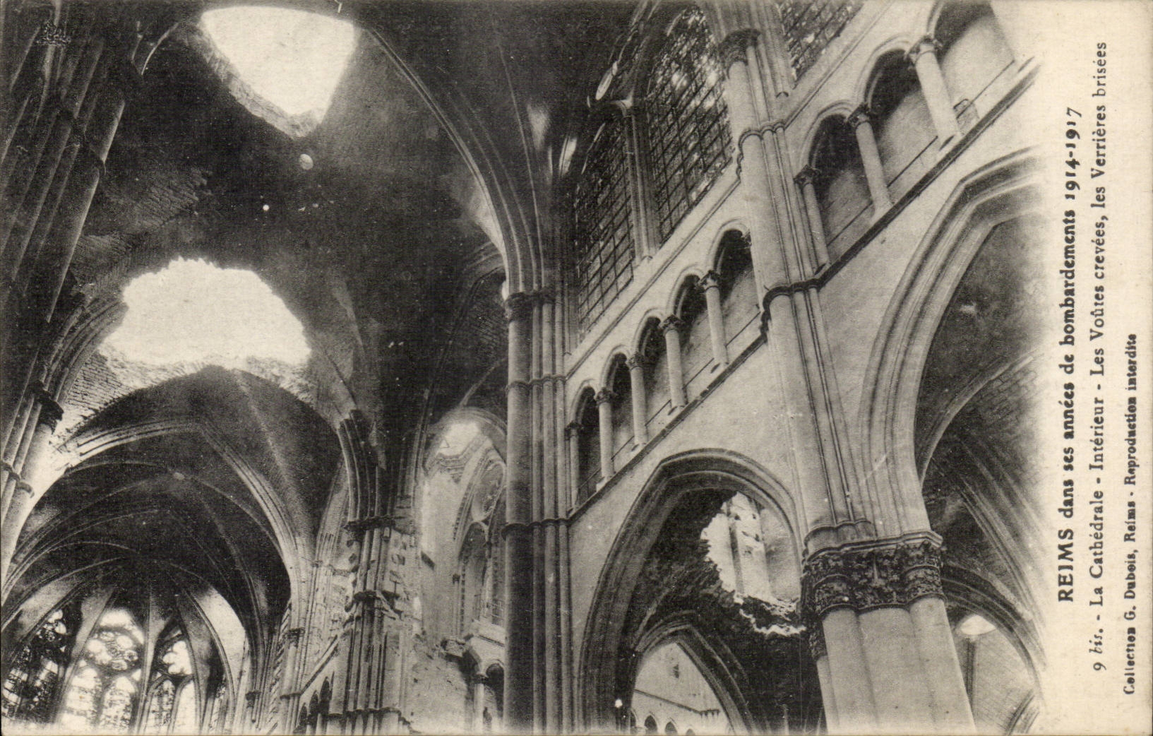 Reims CPA Cathedrale Apres le bombardement Les voutes crevees les verrieres brisees