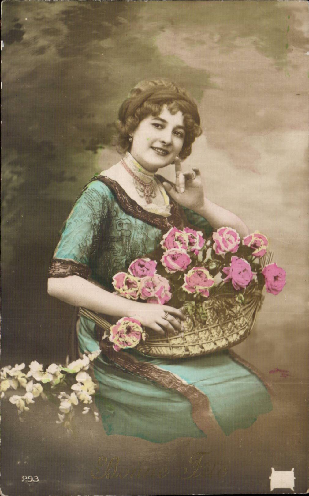 Jeune femme avec un panier de roses — Bonnac Fil — n°293