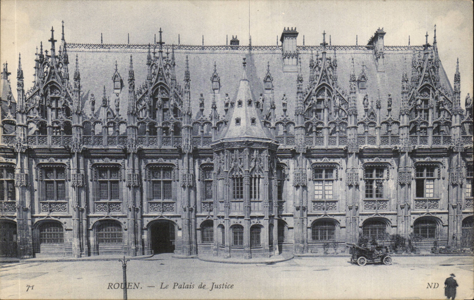 CPA Reims Le palais de justice