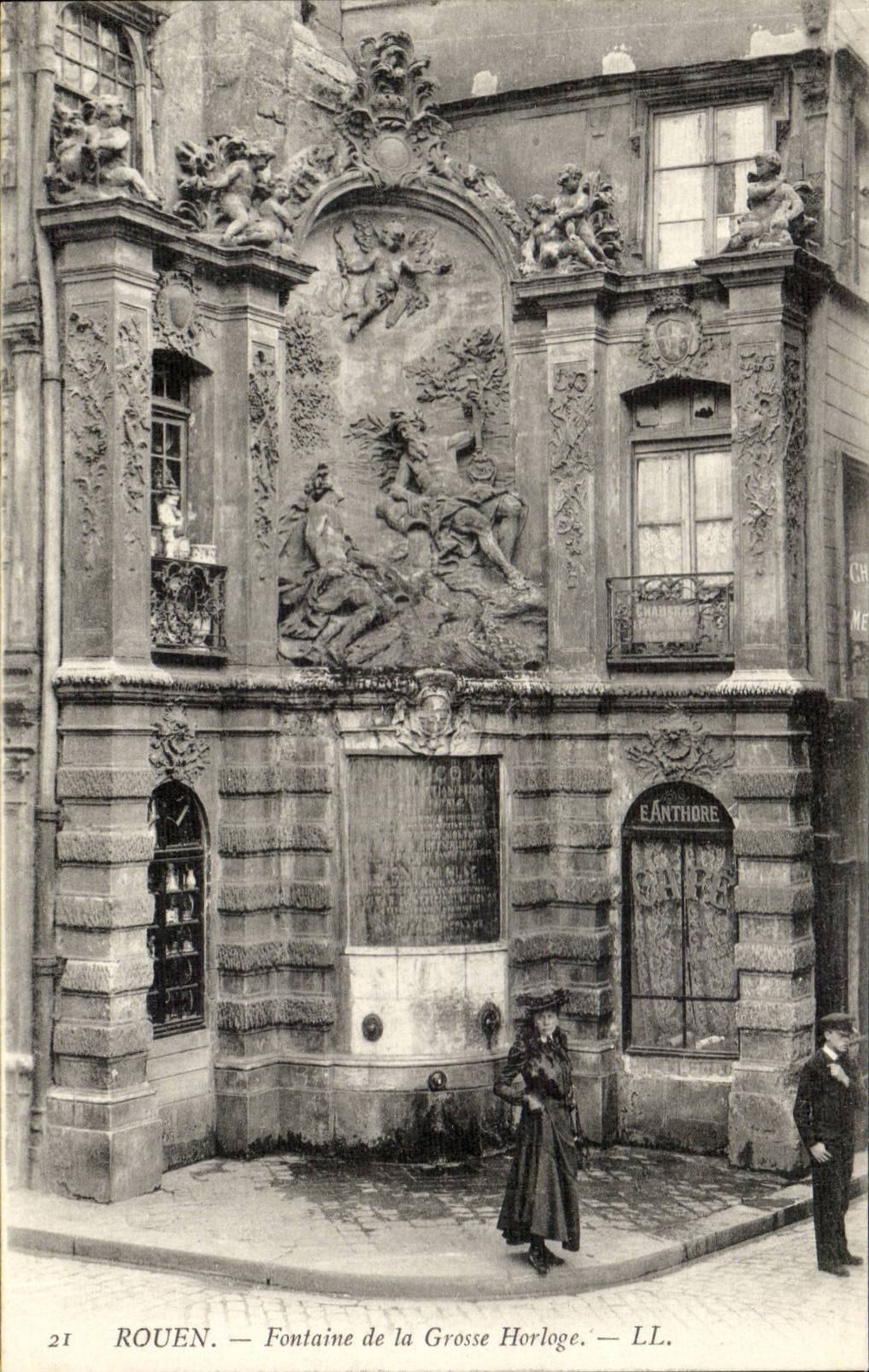 Rouen CPA Fontaine de la grosse horloge