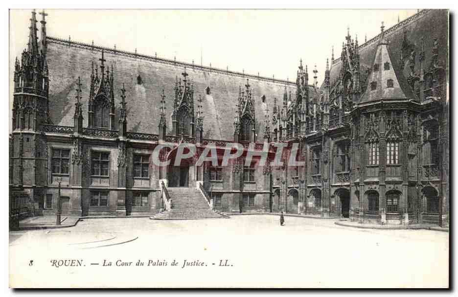 Rouen CPA La cours du palais de justice