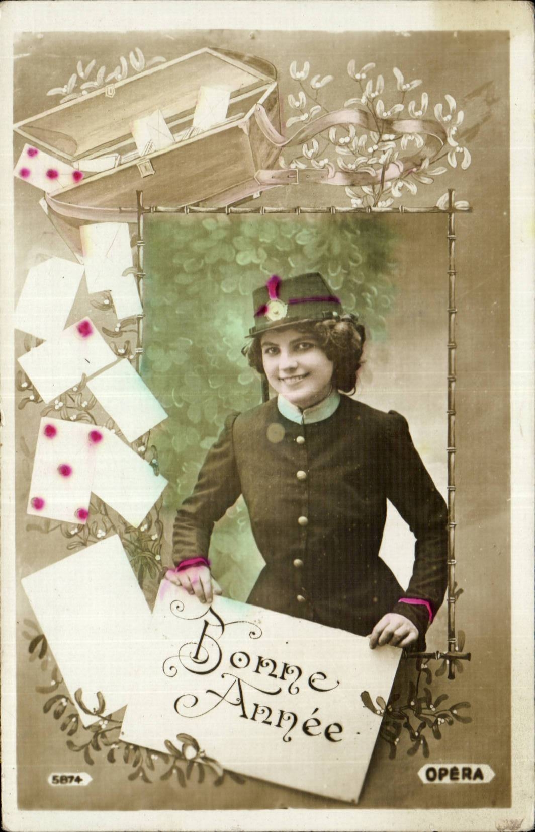 Frau im Modekleid der Zeit — Frohe Weihnachten — Oper, n° 5874
