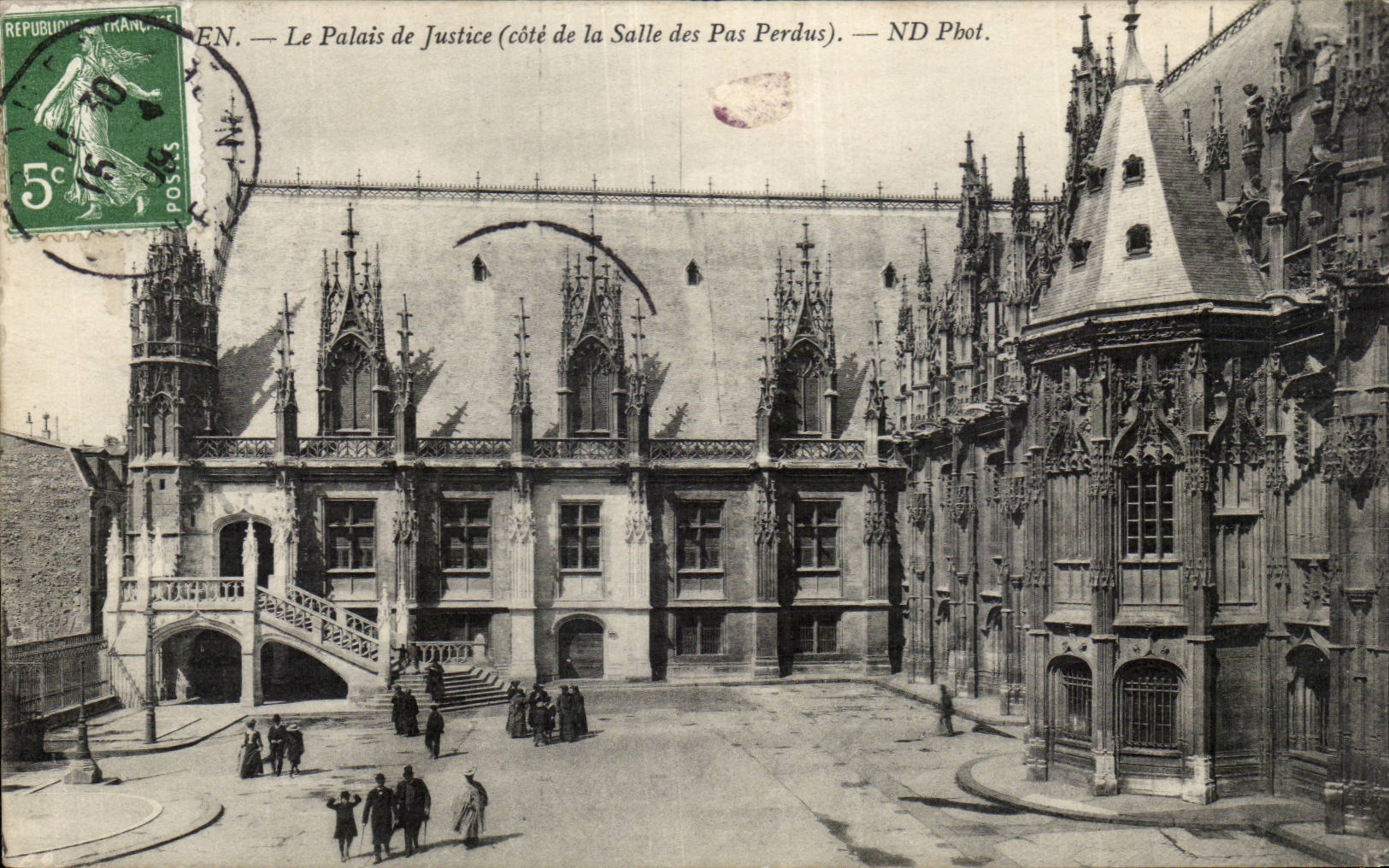 Rouen CPA Palais de justice cote de la salle des pas perdus 