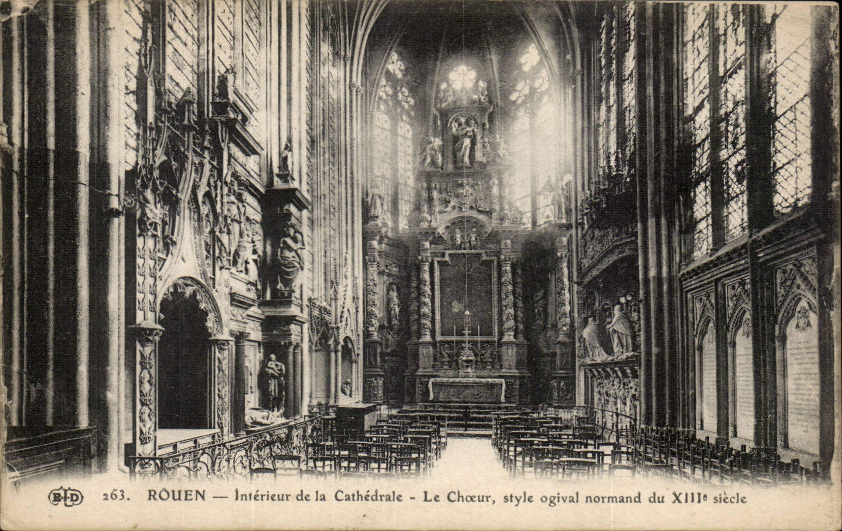CPA Rouen Interieur de la cathedrale Le choeur stye ogival normand du 13eme