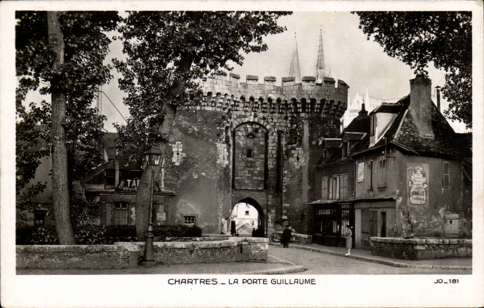 Chartres — La Porte Guillaume — Jo_181