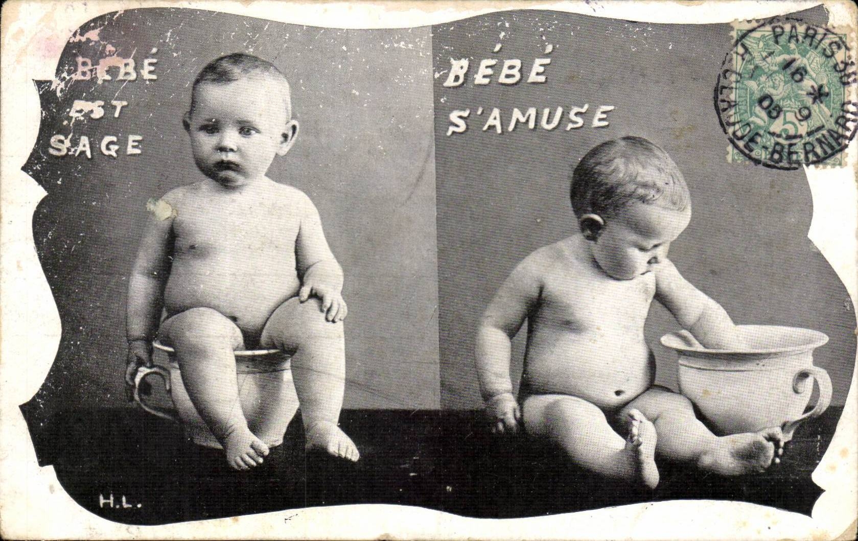 CPA Fantaisie Enfant sur son pot Bebe est sage Bebe s'amuse