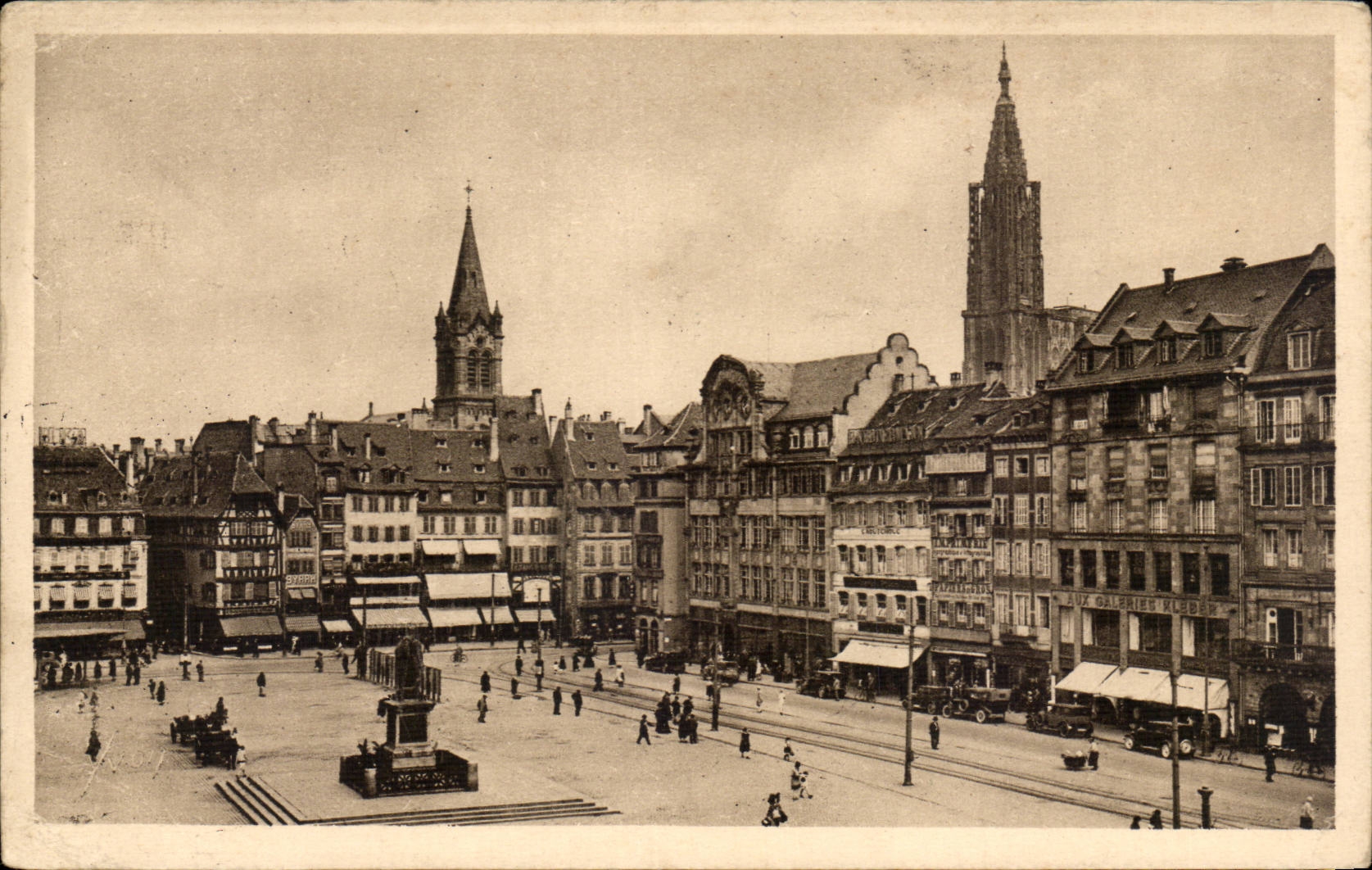 CPA Strasbourg La cathedrale Place kleber