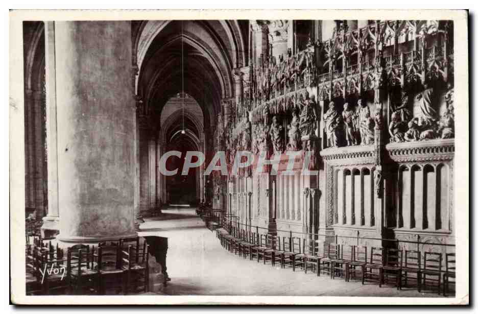 Chartres CPA Interieur de la cathedrale le deambulatoire