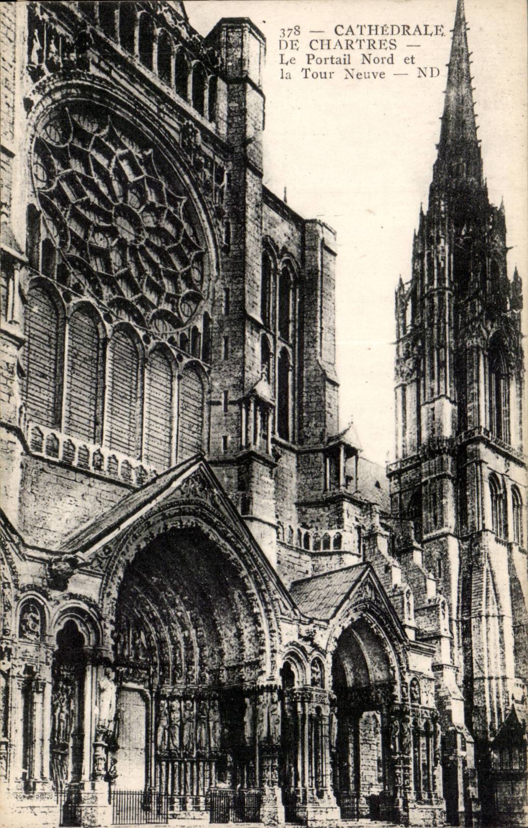 Chartres CPA Le portail nord La tour neuve