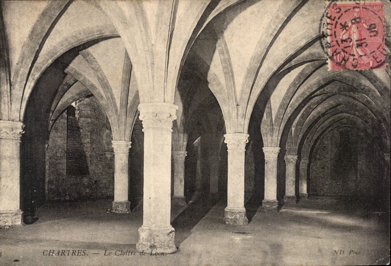 CPA Chartres Le cloitre de Loens