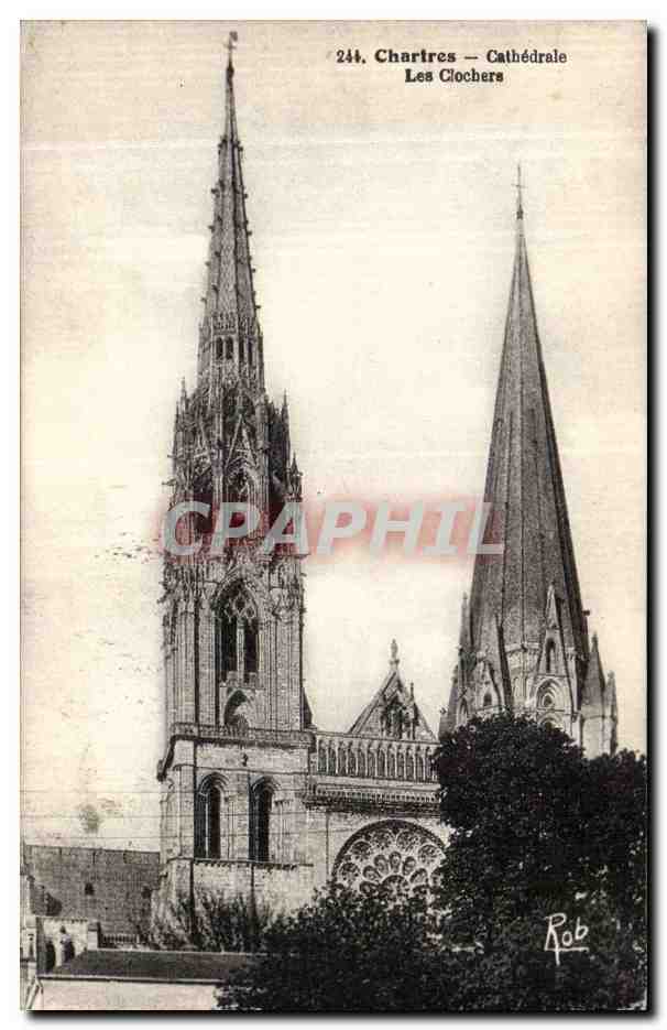 CPA Chartres Cathedrale Les clochers