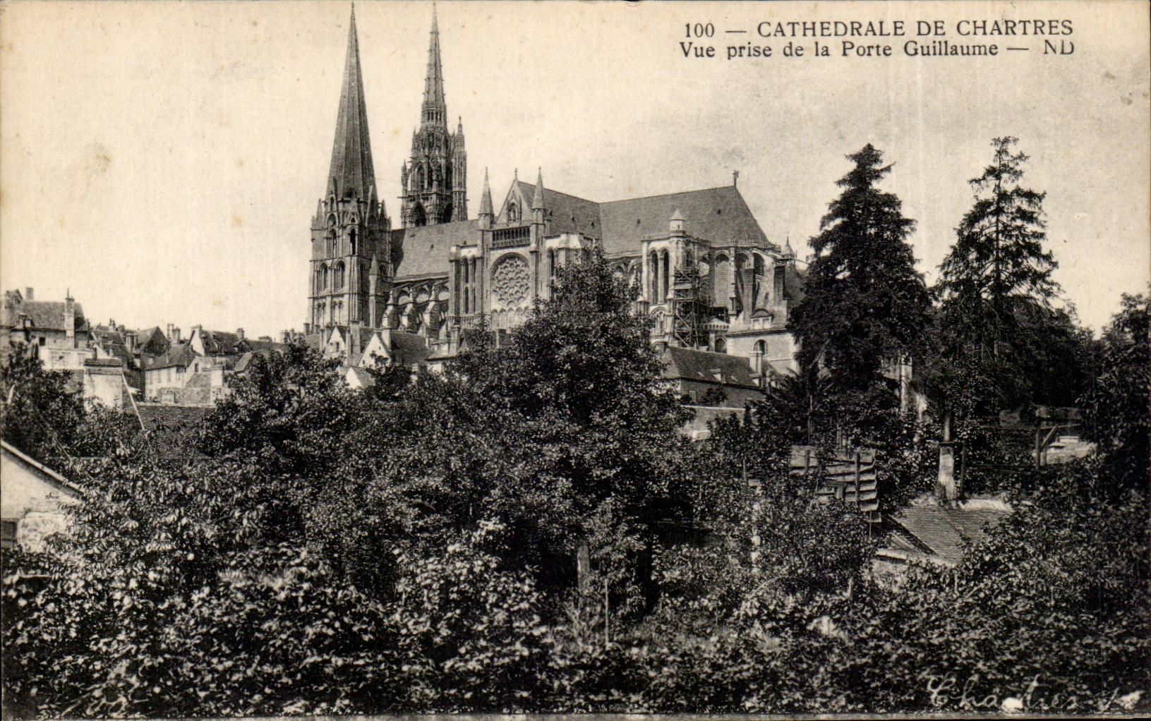 Chartres CPa Vue prise de la porte Guillaume