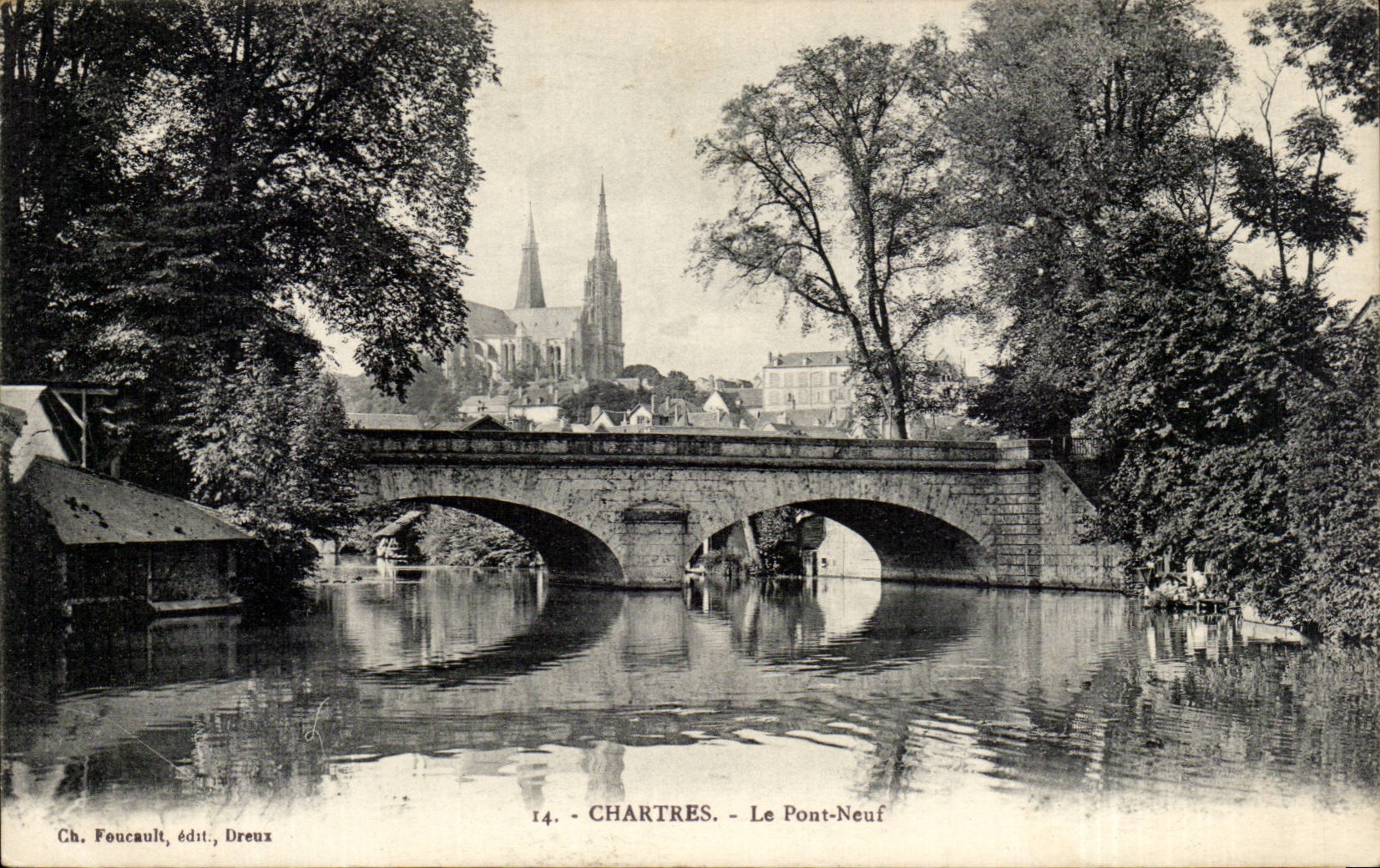 Chartres CPA Le pont neuf