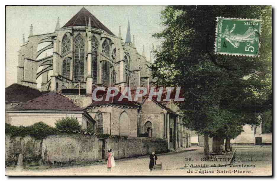 Chartres CPA L'abside et les Verrieres de l'eglise Saint Pierre