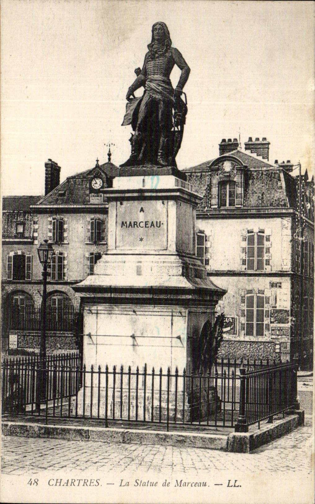 Chartres — Statue de Marceau — LL. n°48