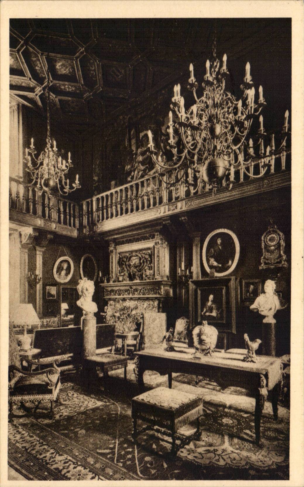 CPA Angerville Bailleul Le grand salon
