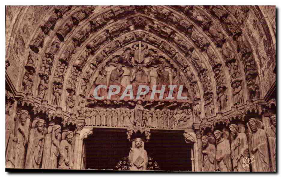 Chartres CPA La cathedrale Portail Sud Tympan du jugement dernier au trumeau Christ enseignant