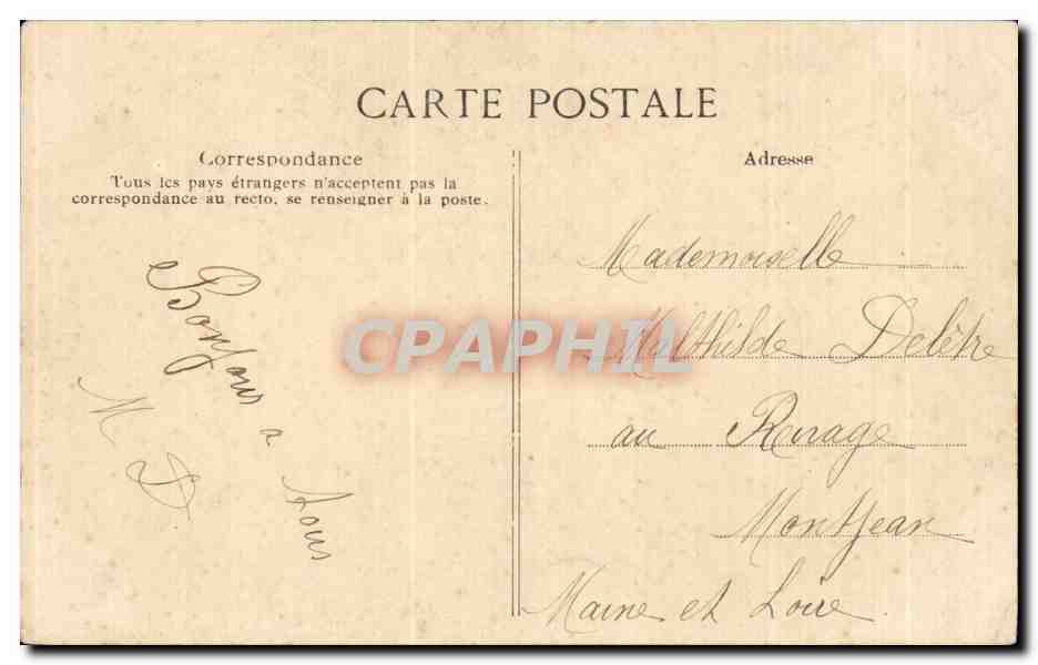 CPA Fantaisie En Bretagne Lits clos et berceaux Folklore Costume — Verso