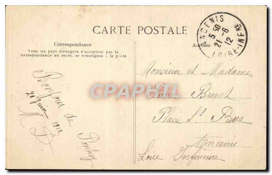 CPA Fantaisie En Bretagne Lits clos et berceaux Folklore Costume — Verso
