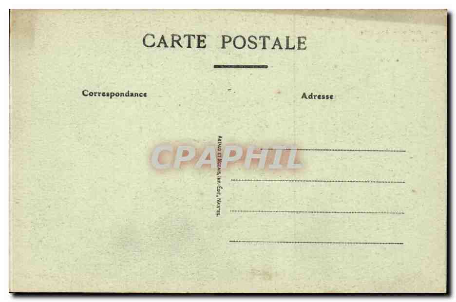 Bretagne CPA Les lits clos Folklore Costume Un baiser est bien douce chose ! — Verso