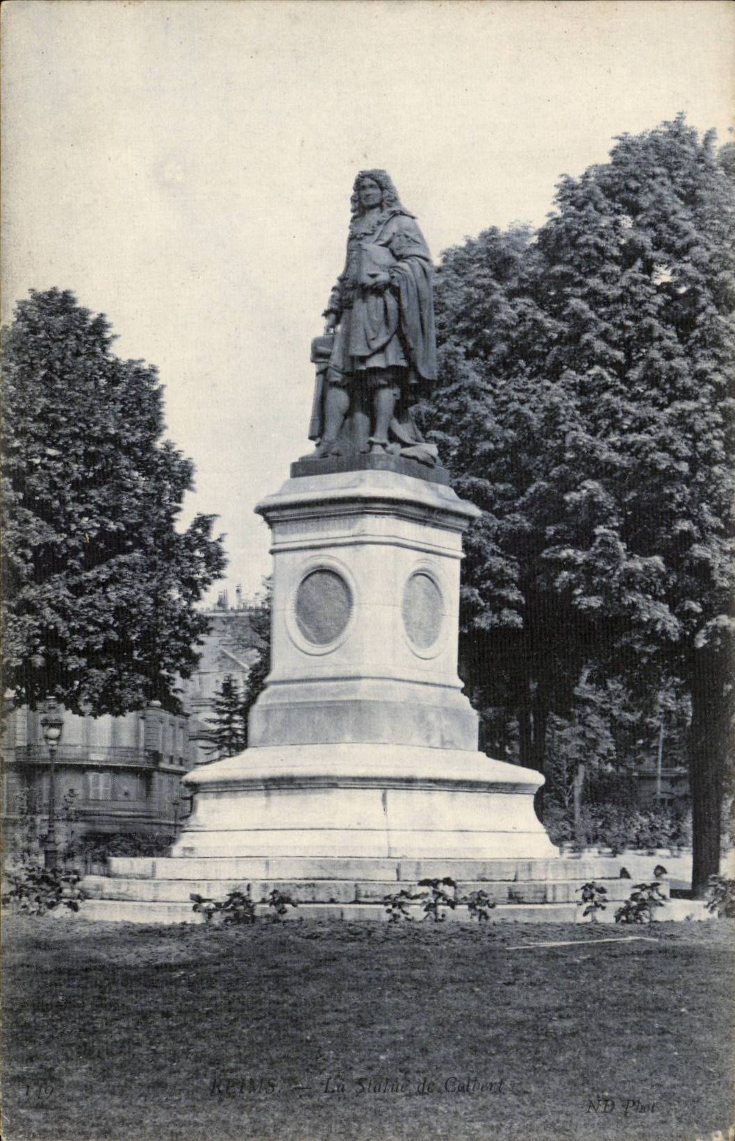 CPA Reims La statue de Colbert
