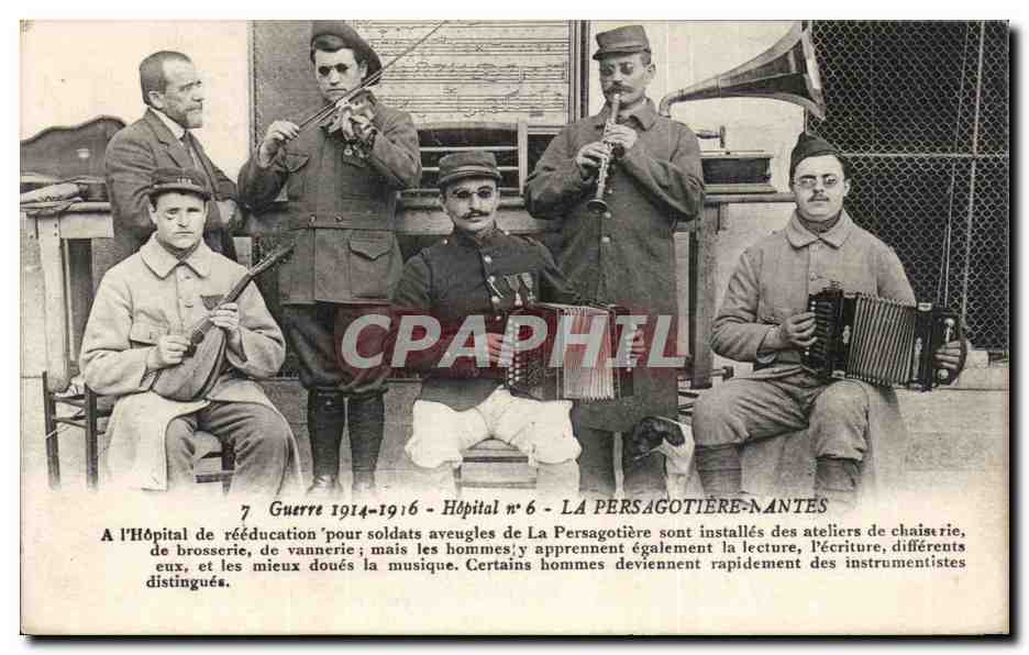Soldats aveugles à l'Hôpital de rééducation n°6 — La Persagotière, Nantes — 1914-1916