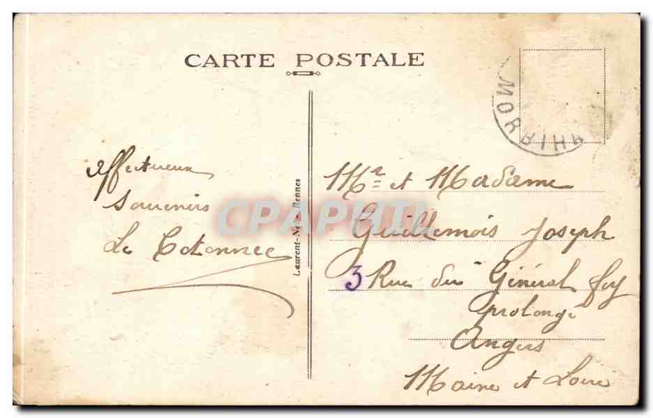 CPA Bretagne Folklore Costume Autour des lits clos bretons Soir de noce Premiers tendresses — Verso