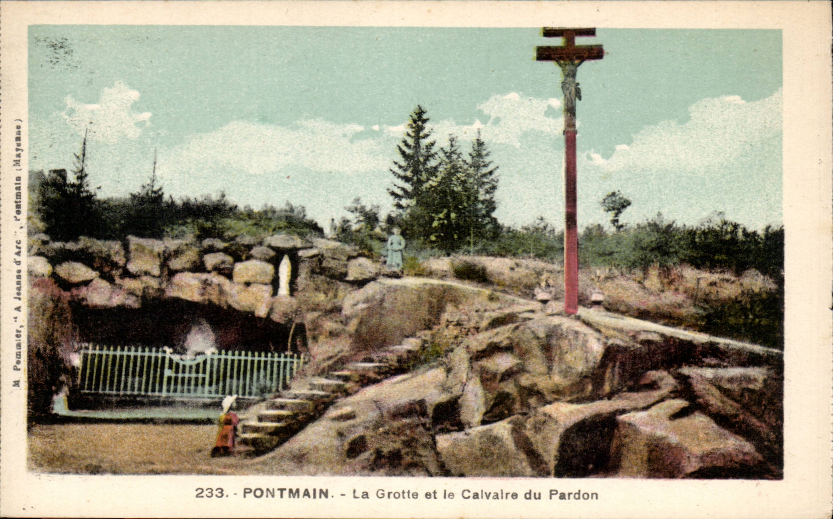 CPA Pontmain La grotte et le calvaire du pardon