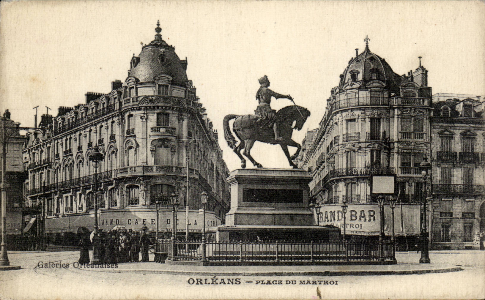 CPA Orleans Place du Martroi