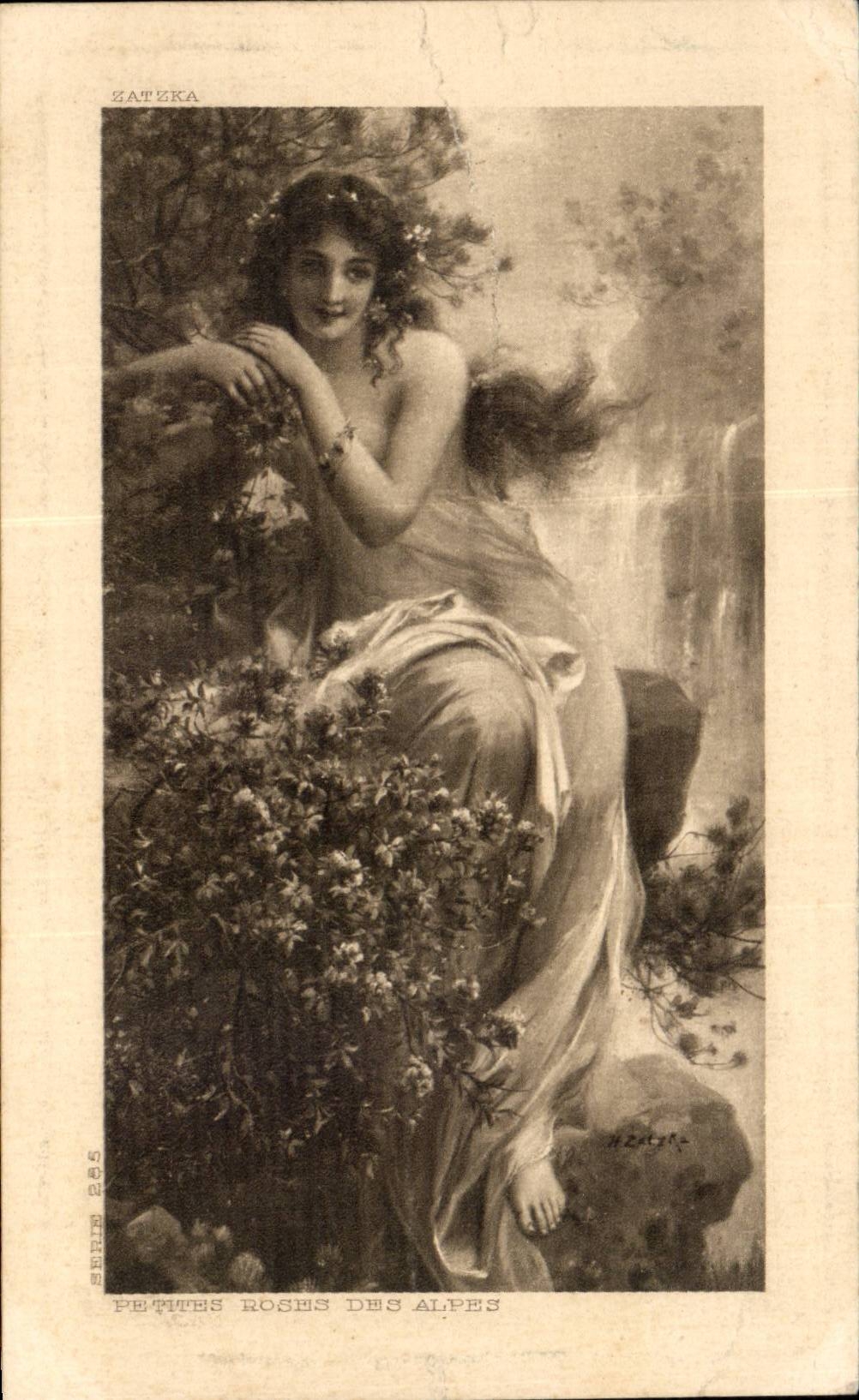 CPA Fantaisie Femme Petites roses des Alpes