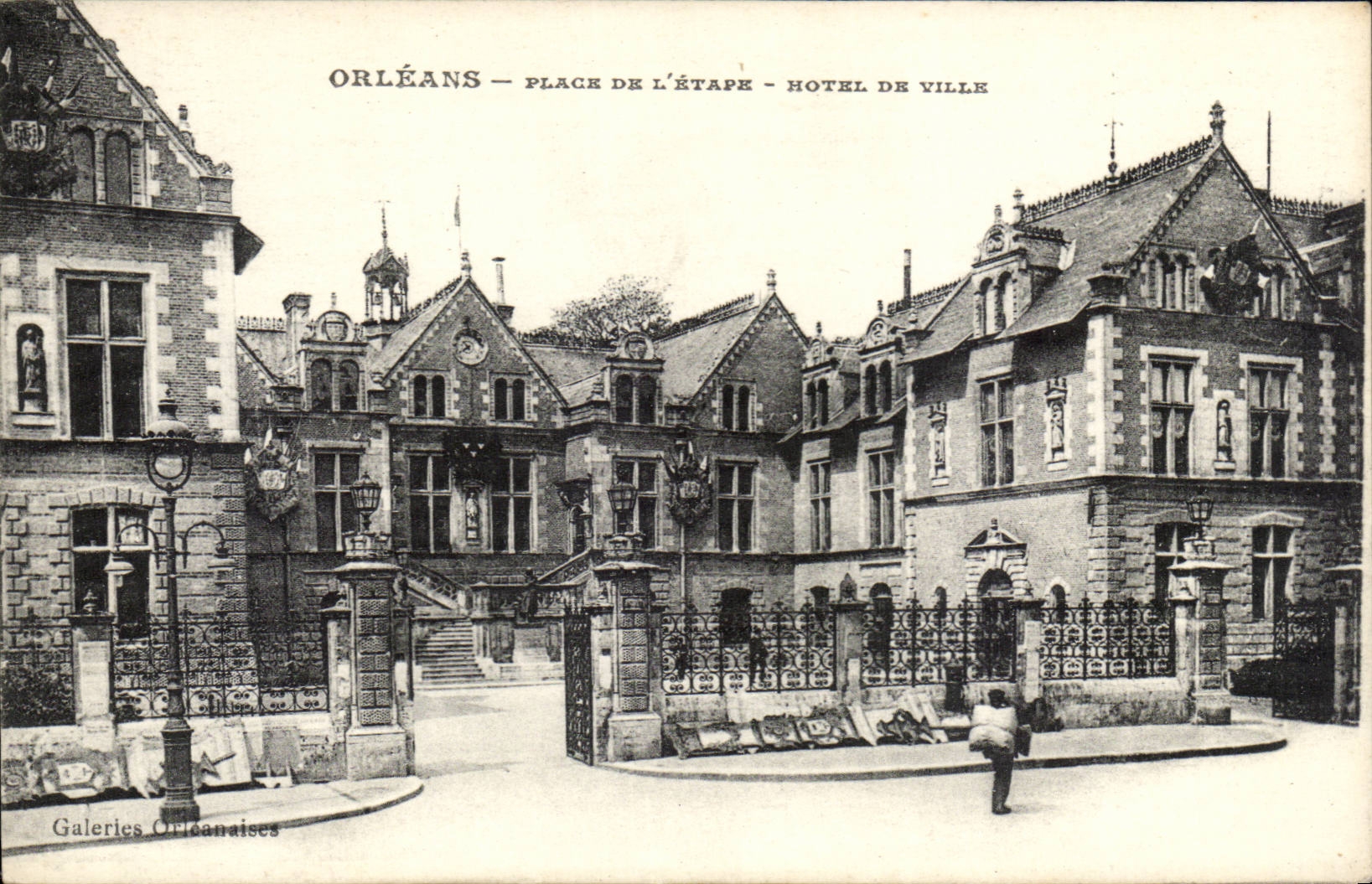 CPA Orleans Place de l'etape Hotel de ville