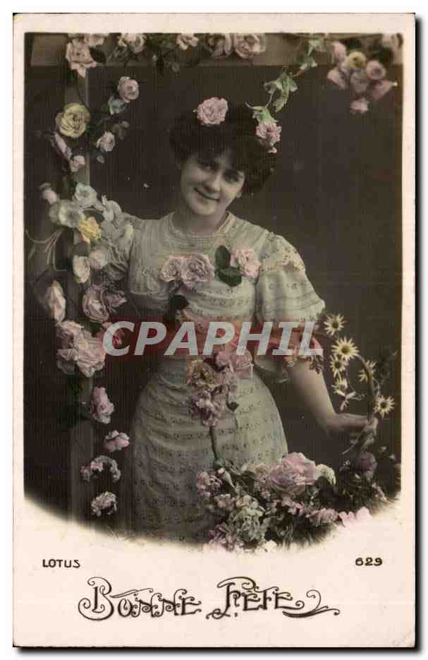 Frau in Blumenkleid — Blumendekor — LOTUS, n°629