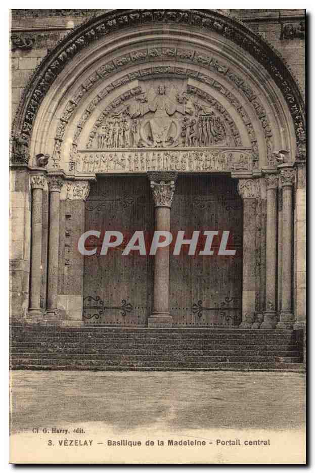 CPA Vezelay Basilique de la Madeleine Portail central