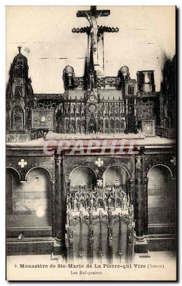 CPA Monastere de Sainte Marie de la Pierre qui Vire Les reliquaires