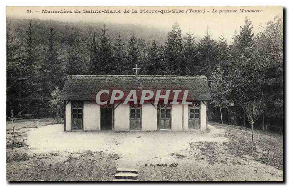 Monastère de Sainte-Marie de la Pierre-qui-Vire (Yonne) — Le premier Monastère — R.F. Paris