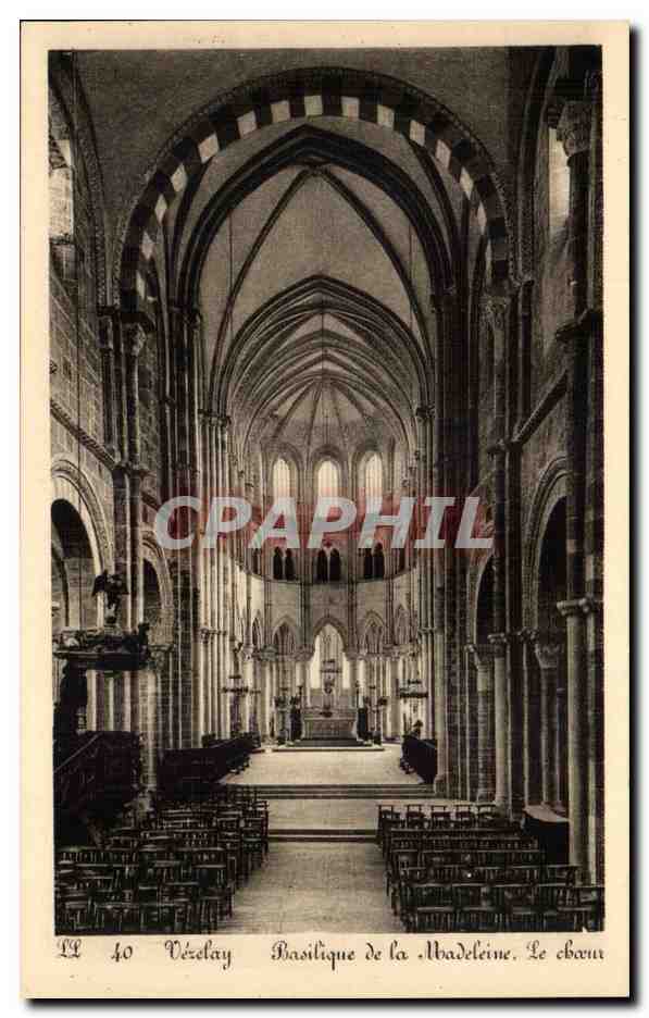 CPA Vezelay Basilique de la Madeleine Le beffroi