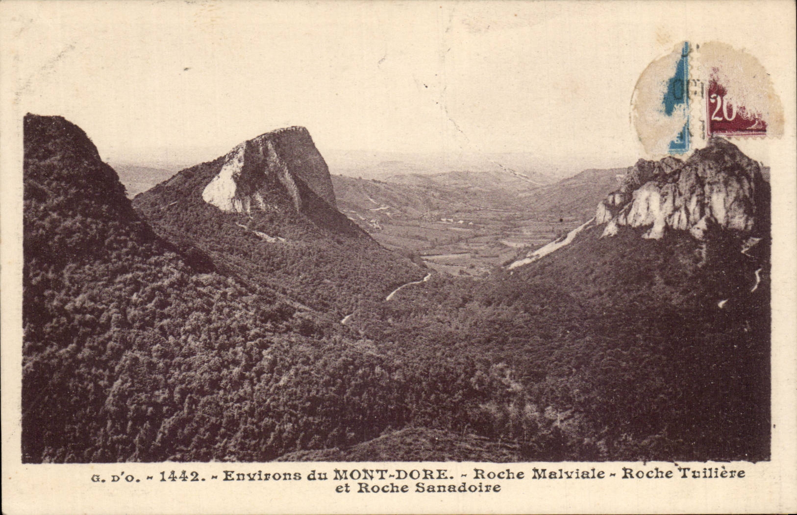 CPA Environs du Mont Dore Roche Malviale Roche Tulliere et roche Sanadoise