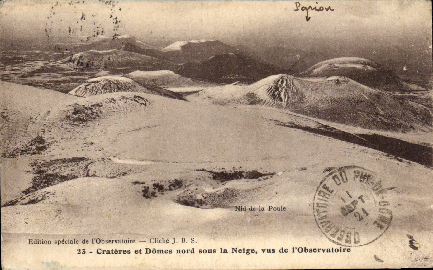 Cratères et Dômes nord sous la Neige, vus de l'Observatoire — Nid de la Poule — Edition spéciale de l'Observatoire, cliché J. B. S.