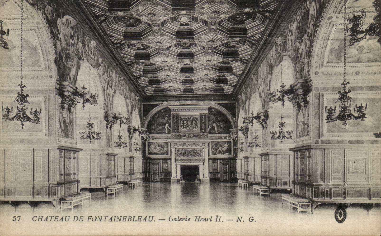 Château de Fontainebleau — Galerie Henri II — N. G.