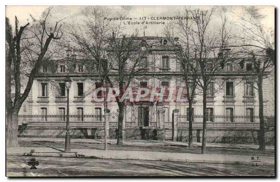 CPA Clermont Ferrand L'ecole d'artillerie Militaria
