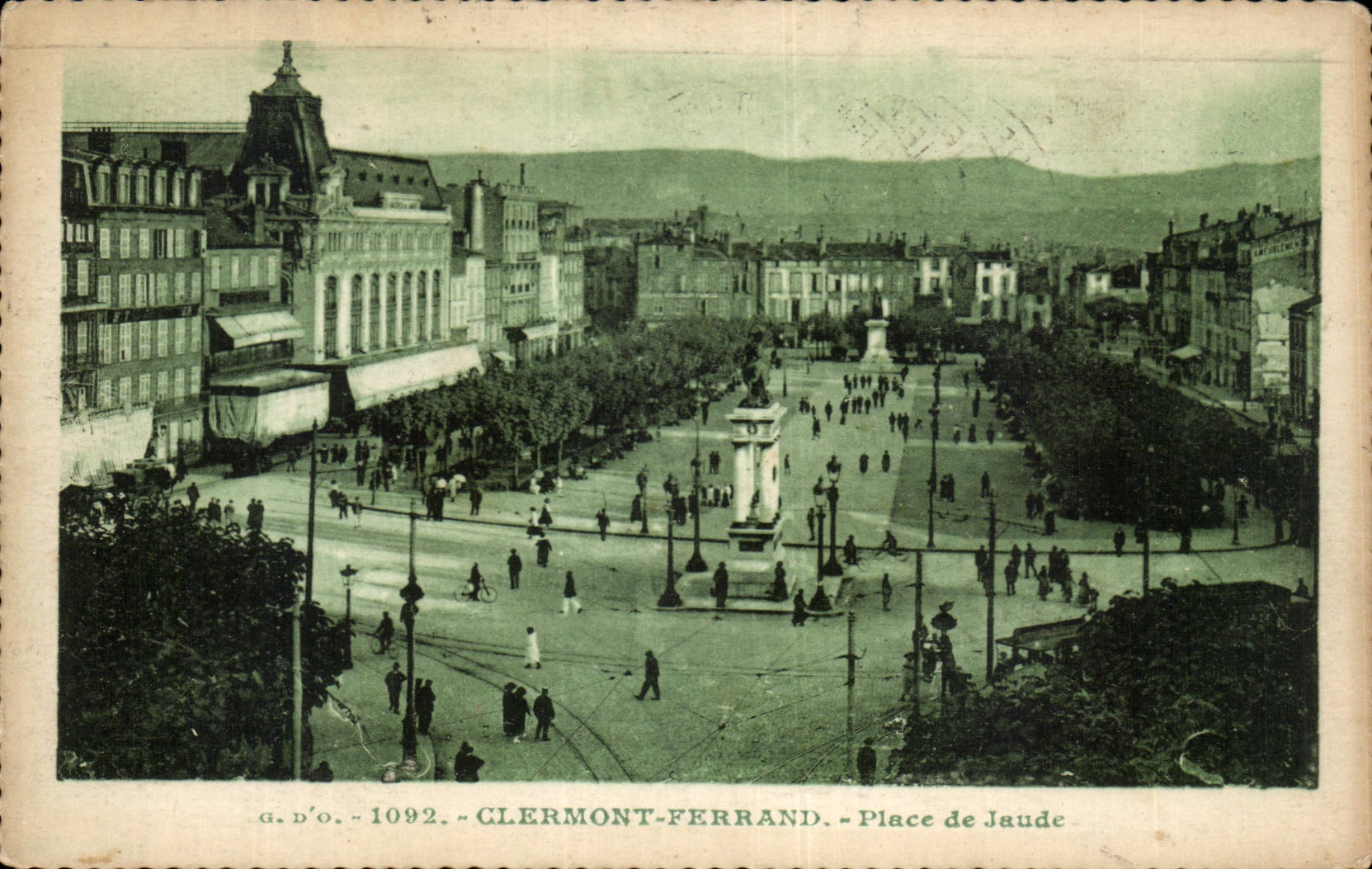 CPA Clermont Ferrand Place de Jaude