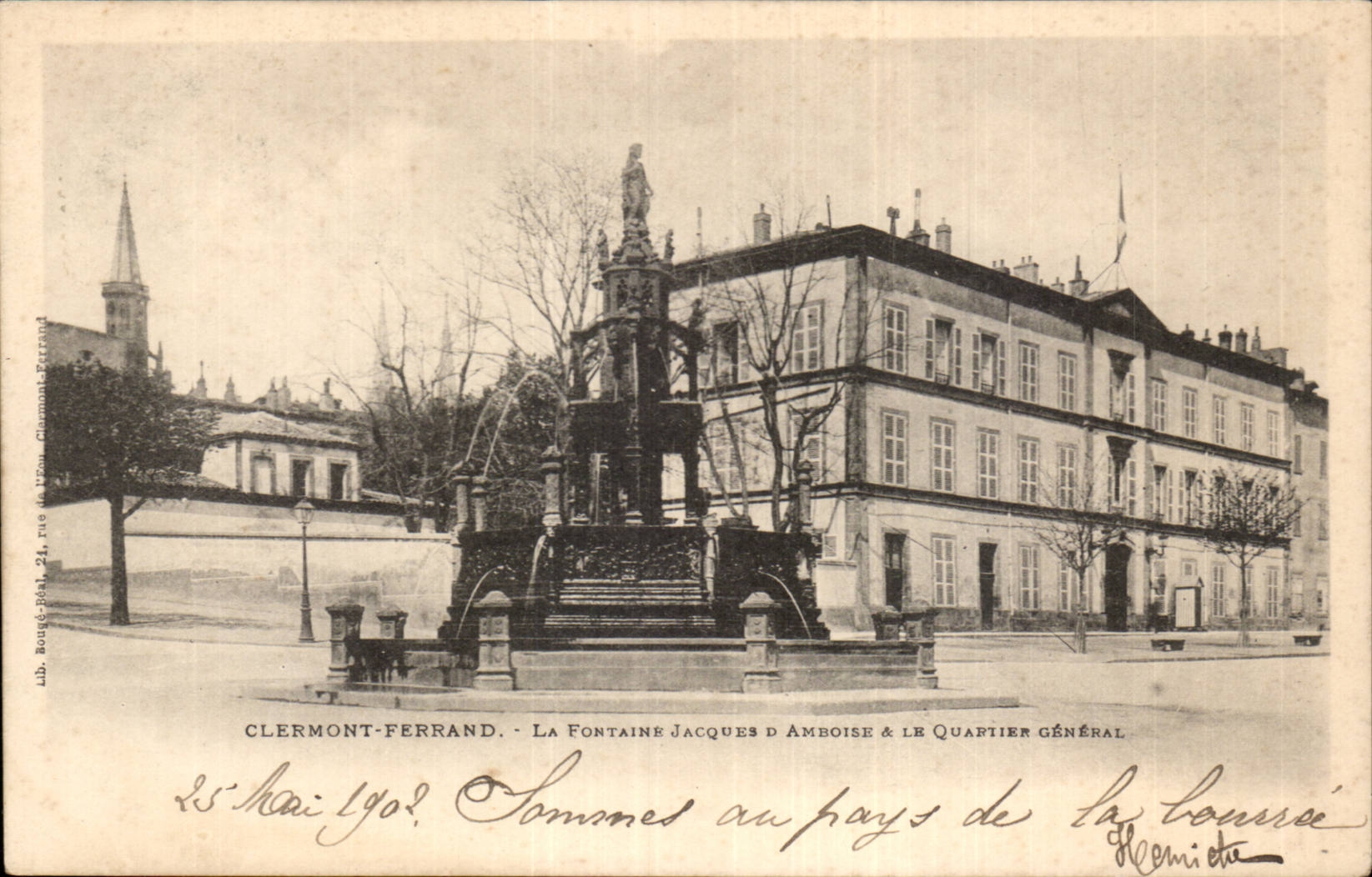 CPA Clermont Ferrand La fontaine Jacques d'Amboise et le quartier general