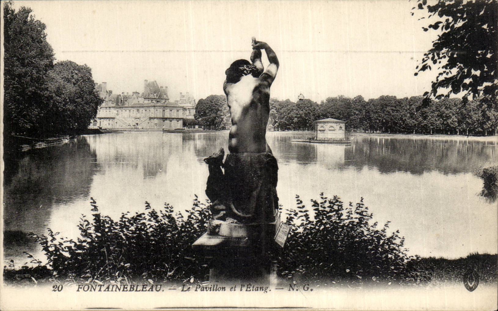 Fontainebleau — Il Pavillon e l'Étang — N. G.