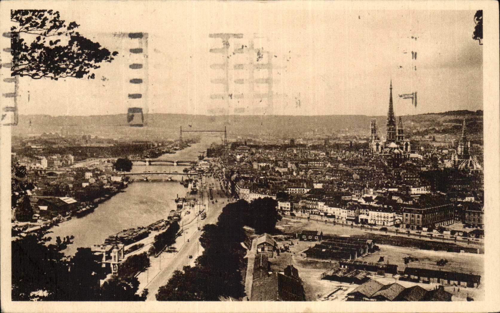 CPA Rouen Vue generale vers la corniche