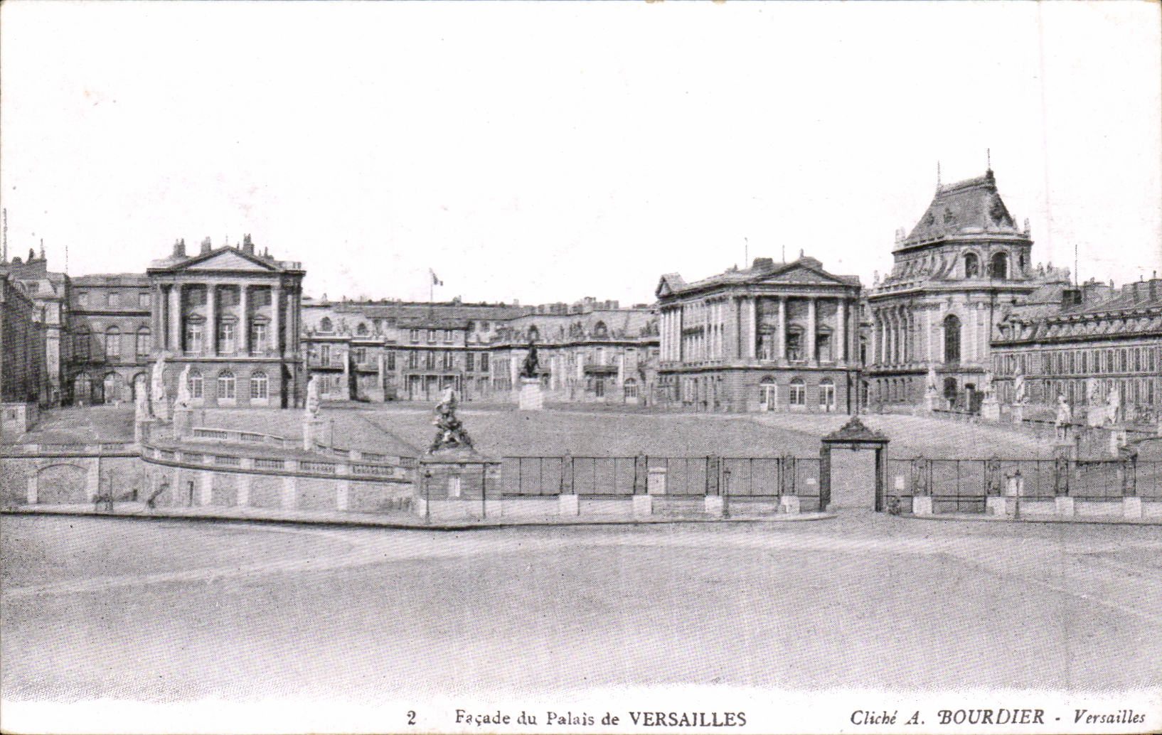 CPA Facade du palais de Versailles 