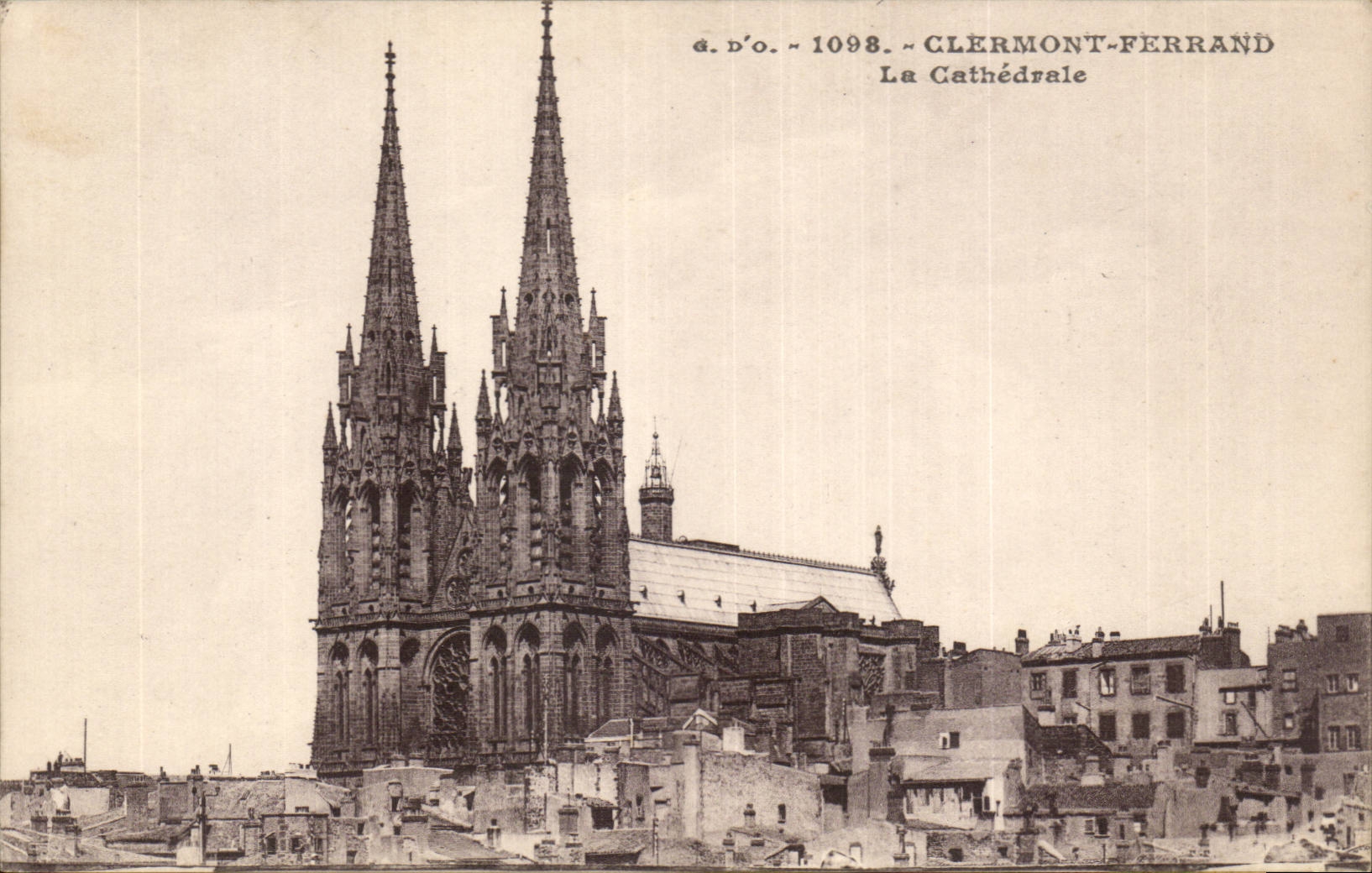 Clermont-Ferrand — La Cathédrale — éditeur a.d.o. n° 1098